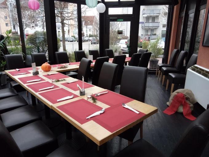 1a 3 Comfortable Room, Private Calm Apartment, Next To Center, Inclusive Private Car Park, Full Equipped Kitchen, 100mbps Wifi, One Minute To Tram Station, Smart Tv, Etc! Whatsapp Support, No Additional Costs!
